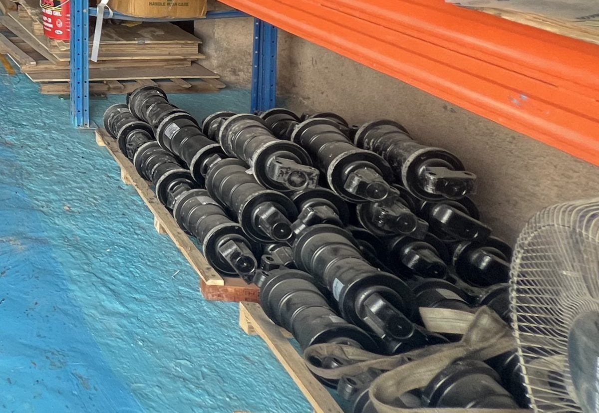 Track rollers in stock at FEMI warehouse
